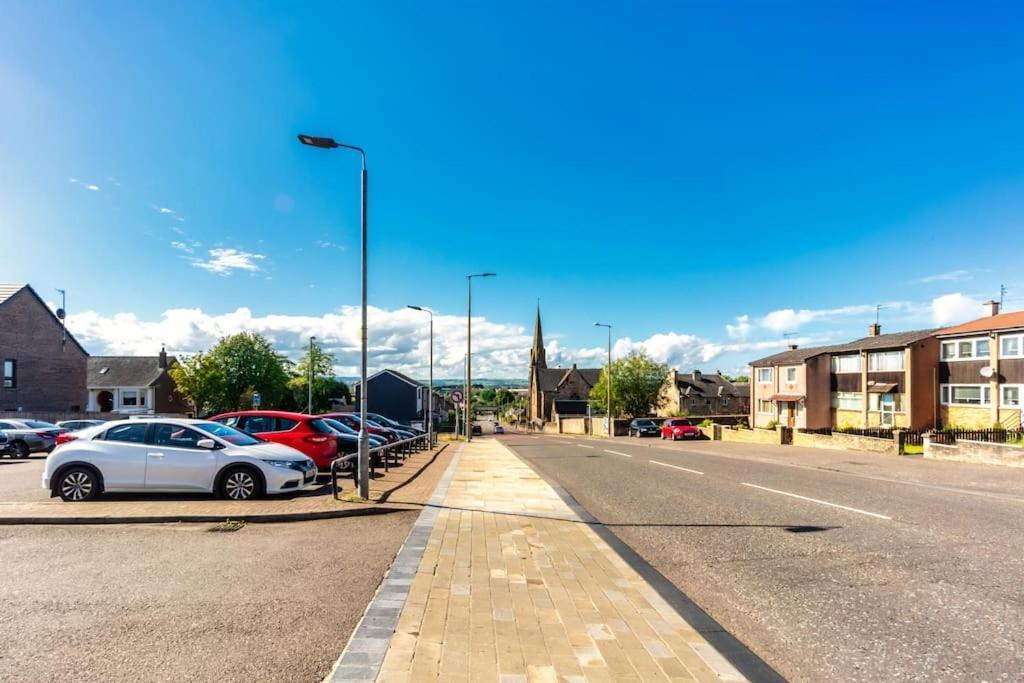 Kali Apartment - Spacious 3 Bed Apartment In Wishaw Wishaw  Exterior foto